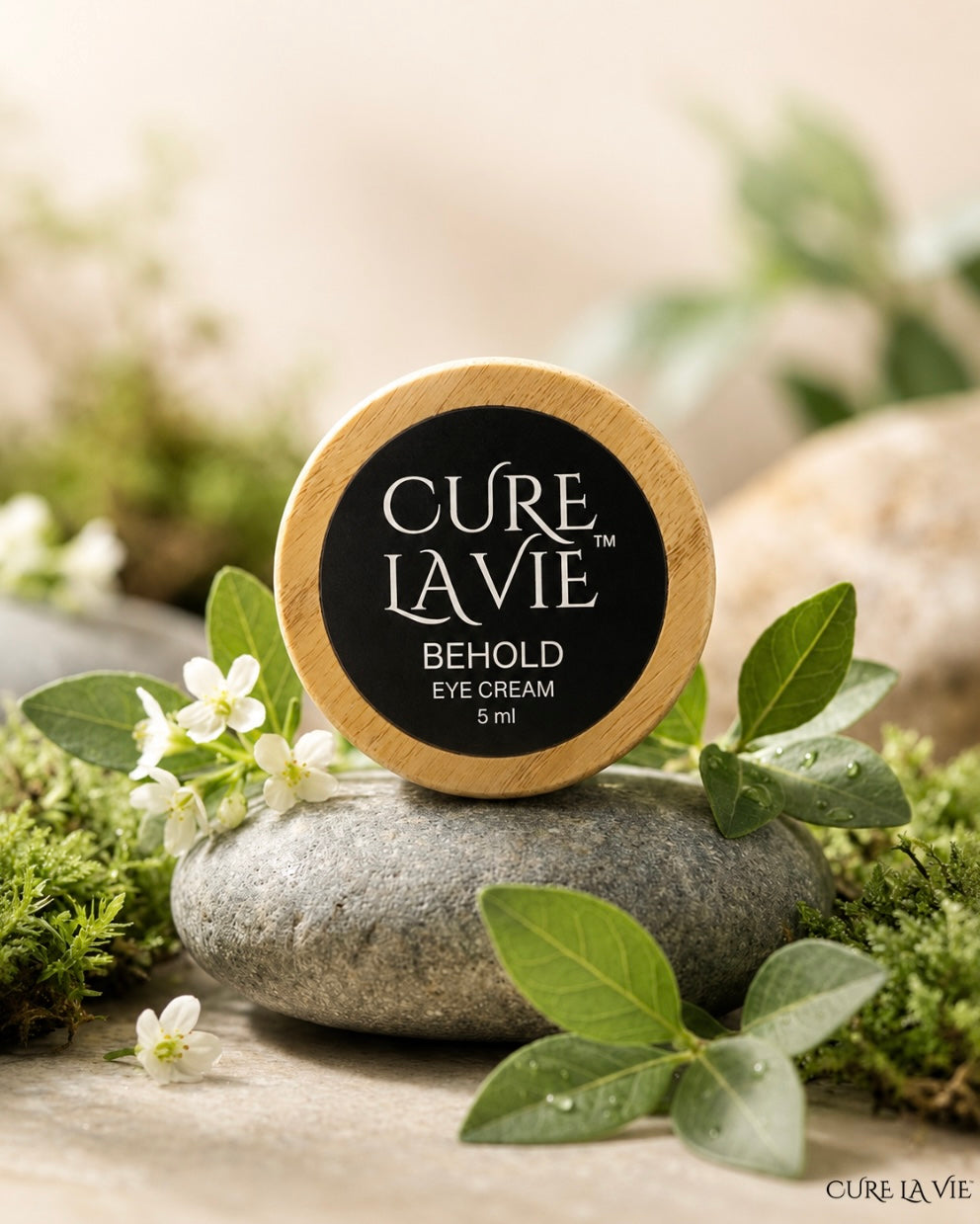 Cure La Vie BEHOLD eye crème 5ml with lamb tallow butterfly pea flower and blue tansy